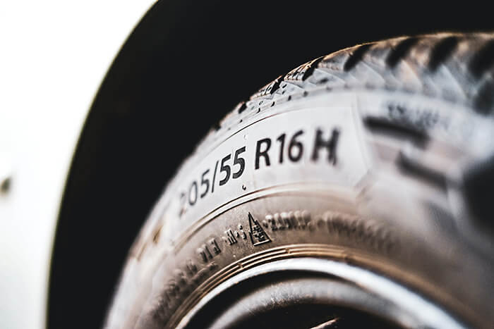 Speeler Automotive stock tires photo